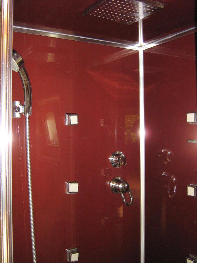 Orange Bamboo Suite Split Exterior foto